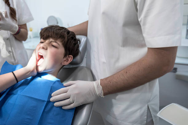 Best Emergency Dental Care for Broken or Chipped Teeth in Manitowoc, WI